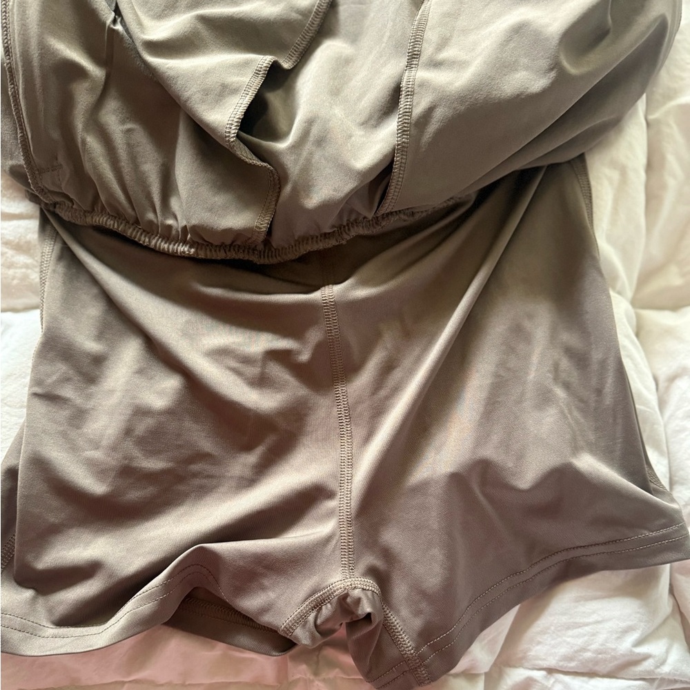 All-in-Motion Women’s Taupe Athletic Skort Inner Brief Lining UV Protect - Picture 2 of 7
